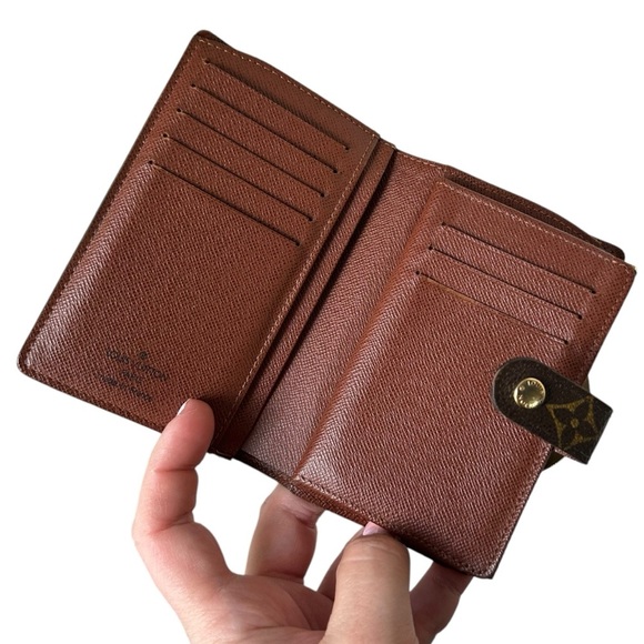 Louis Vuitton Monogram Leather Kisslock Bifold Wallet - Picture 5 of 13